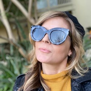 Meet your Posher, Lea